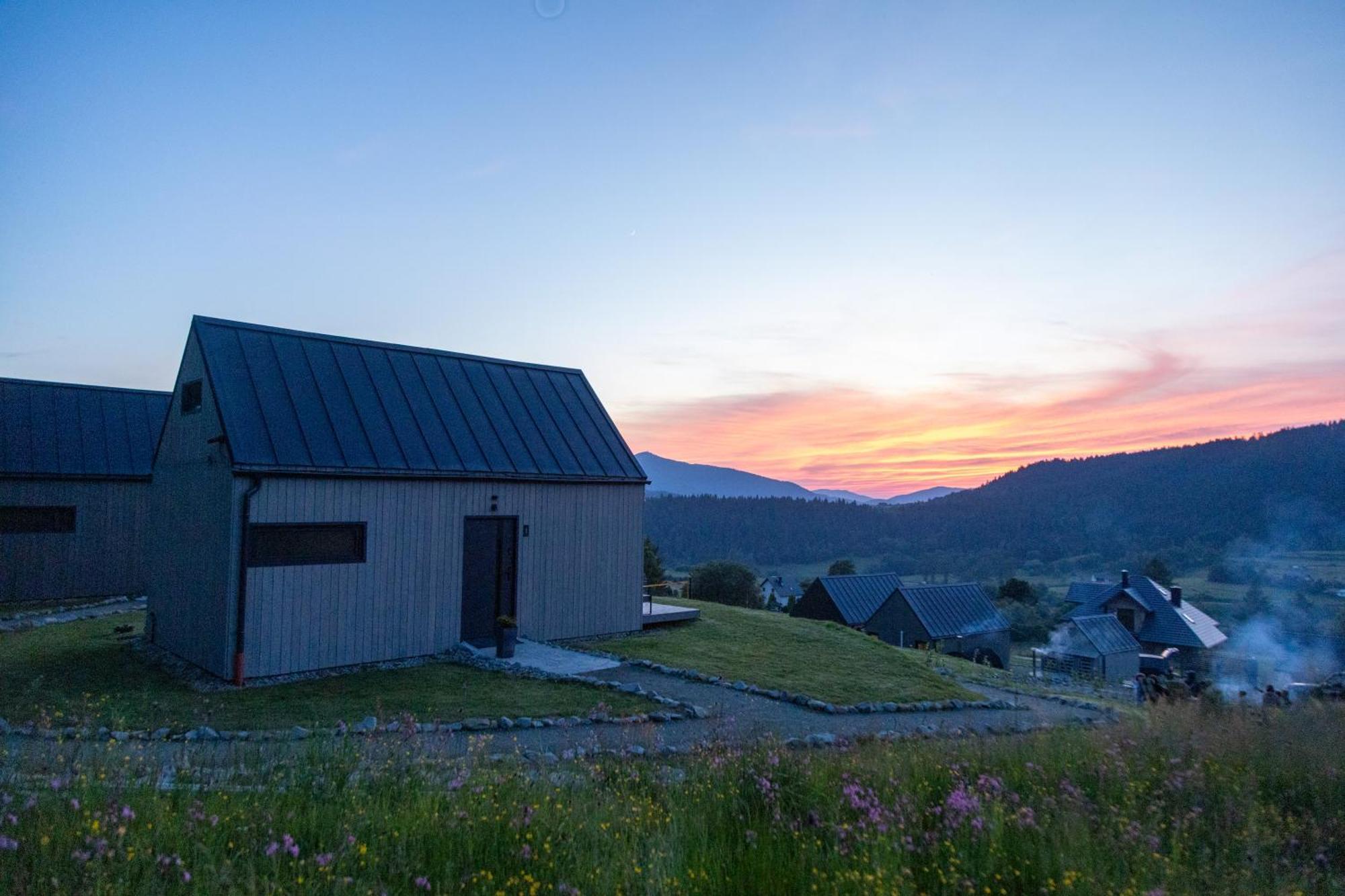 Holiday home Stodoly Modyn - W Beskidzie Wyspowym - Balia, Sauna, Grota Solna - Widok Na Gory *
